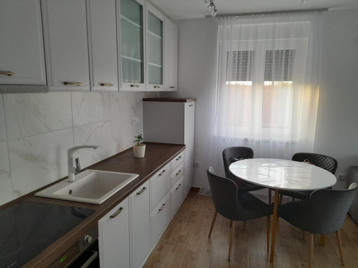 Apartmani Sunlight Vrnjačka Banja Eksteriør bilde